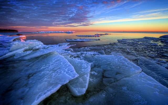 Ice beach water sunset boats free wallpaper for desktop - medium preview image