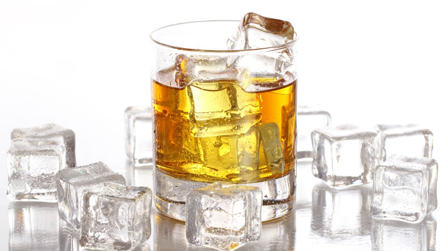 Glass ice tea cubes tabletop free wallpaper for desktop - medium preview image