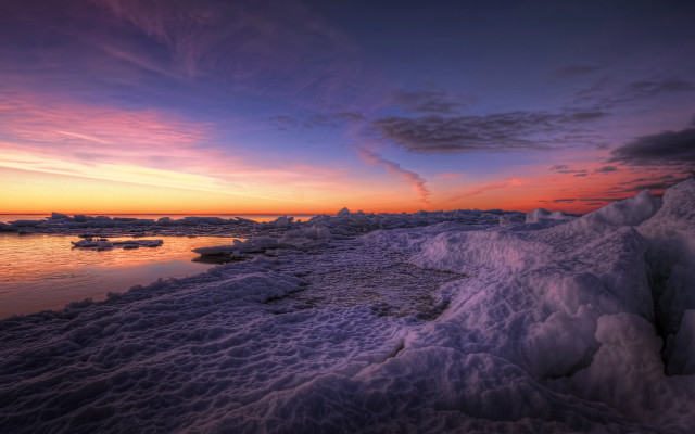 Sunset water ice shore cityscape free wallpaper for desktop - medium preview image