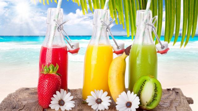 Fruit juices ocean palm summer free wallpaper for desktop - medium preview image