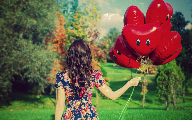 Girl red balloons love nature free wallpaper for desktop - medium preview image