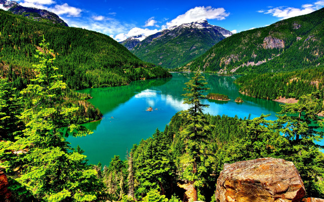 Lake mountains trees boat forest free wallpaper for desktop - medium preview image