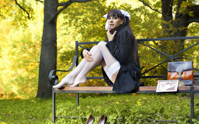 Alice prin gothic park bench free wallpaper for desktop - medium preview image