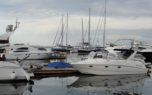 Boats marina cloudy day blue free wallpaper for desktop - medium preview image