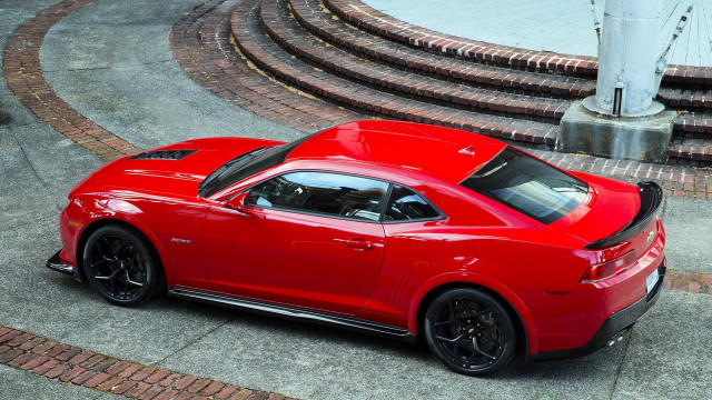 Red sports car fountain steps free wallpaper for desktop - medium preview image