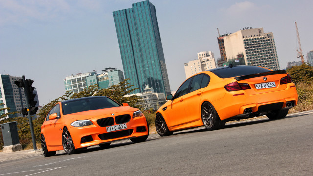 Orange cars street tokyo cityscape free wallpaper for desktop - medium preview image