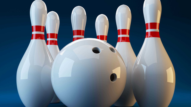 Bowling ball pins blue background free wallpaper for desktop - medium preview image