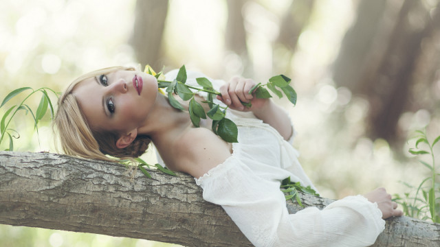 Girl leaf holding vines outdoors free wallpaper for desktop - medium preview image
