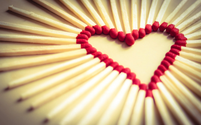 Heart matches matchsticks tabletop white free wallpaper for desktop - medium preview image
