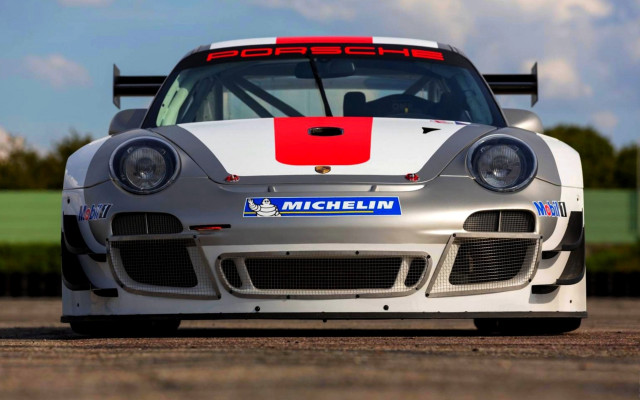 Porsche racecar red stripe front free wallpaper for desktop - medium preview image