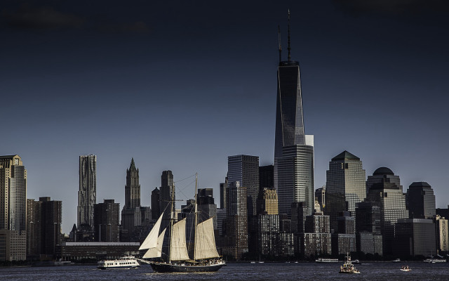 Sailboat cityscape tower bridge river free wallpaper for desktop - medium preview image