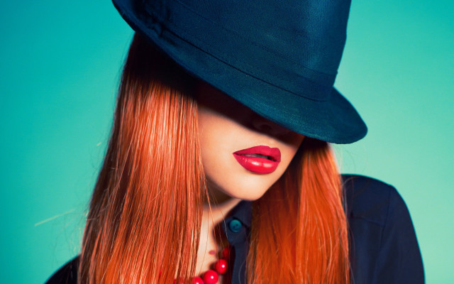 Red hair hat necklace fashion free wallpaper for desktop - medium preview image