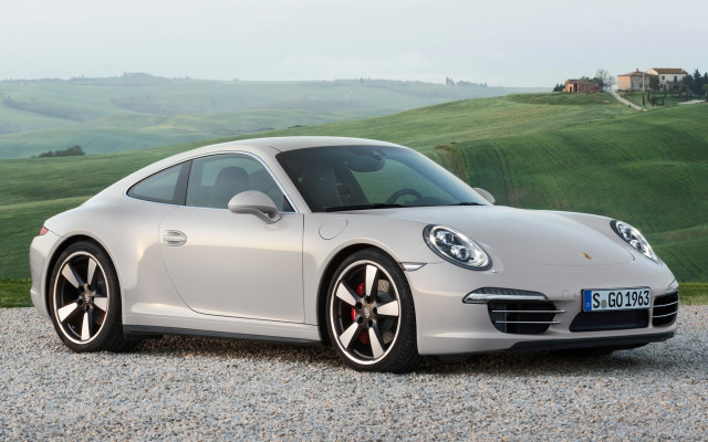 White porsche gravel road hillside free wallpaper for desktop - medium preview image