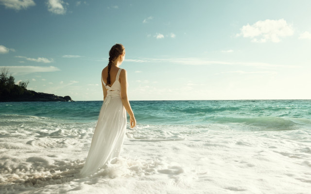 Woman beach ocean white dress free wallpaper for desktop - medium preview image