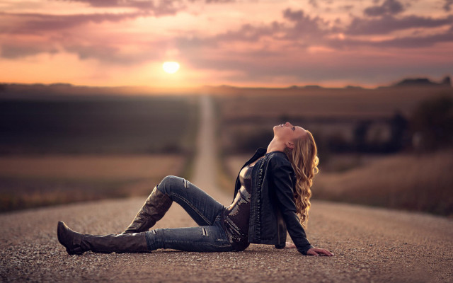 Woman sunset beach blonde derelict free wallpaper for desktop - medium preview image