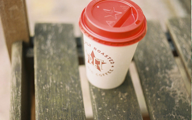 Coffee bench red lid art free wallpaper for desktop - medium preview image