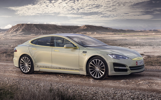 Desert car clouds mountain ocean free wallpaper for desktop - medium preview image