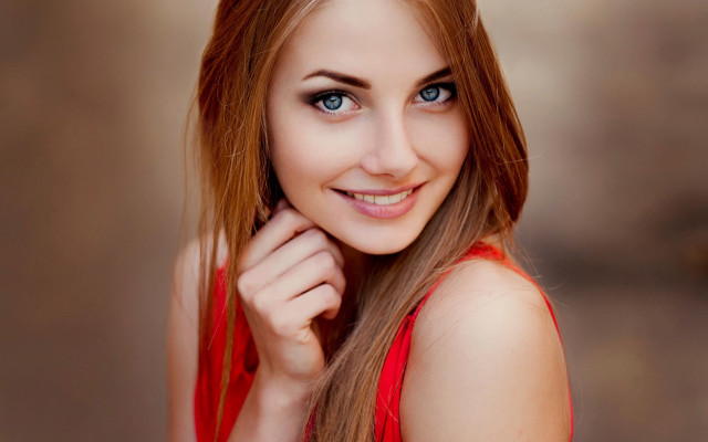 Woman blueeyes reddress smiling portrait free wallpaper for desktop - medium preview image