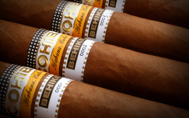 Cigar group labels flemish baroque free wallpaper for desktop - medium preview image
