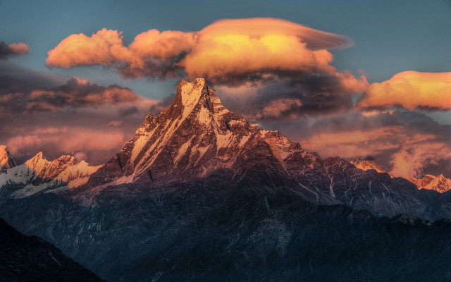 Mountain clouds birds sunset cityscape free wallpaper for desktop - medium preview image