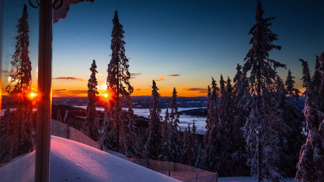 Sunset mountain snowy forest fence free wallpaper for desktop - medium preview image