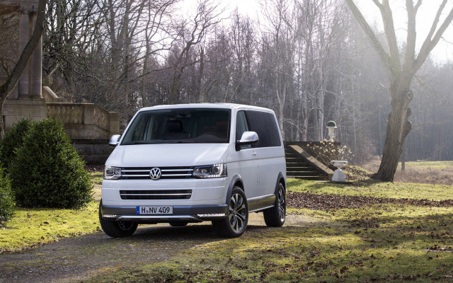 White van woods staircase man free wallpaper for desktop - medium preview image