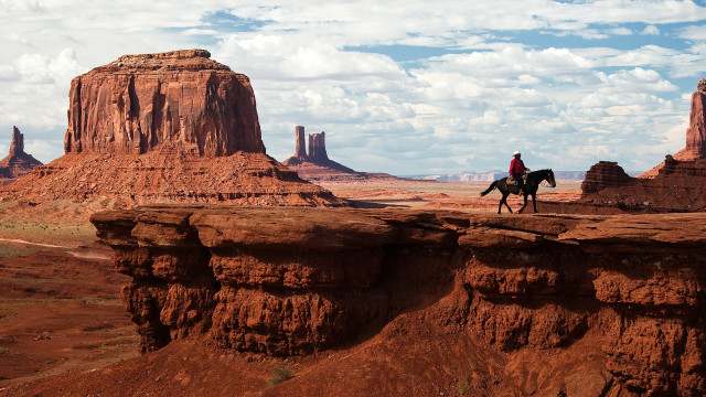 Desert horse rider mountain rocky free wallpaper for desktop - medium preview image