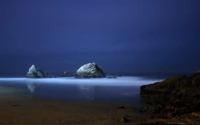 Rock formation water night blue free wallpaper for desktop - medium preview image