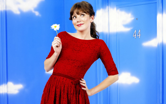 Woman red dress blue door free wallpaper for desktop - medium preview image