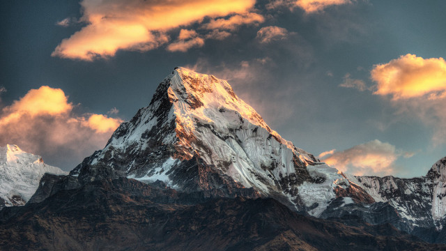 Mountain snow peak clouds birds free wallpaper for desktop - medium preview image