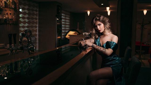 Elina karimova green dress bar free wallpaper for desktop - medium preview image