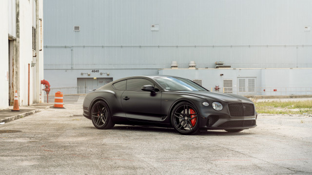 Black sports car red rims #4 free wallpaper for desktop - medium preview image