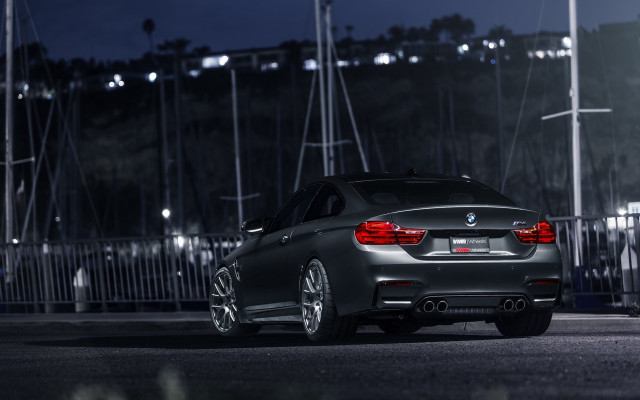 Silver car fence night lights free wallpaper for desktop - medium preview image