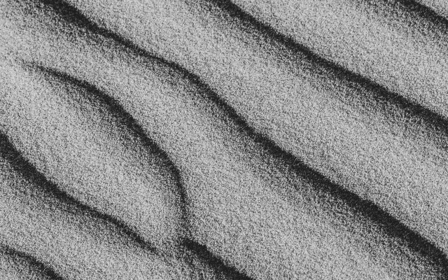 Sand dune wavy pattern kinetic free wallpaper for desktop - medium preview image