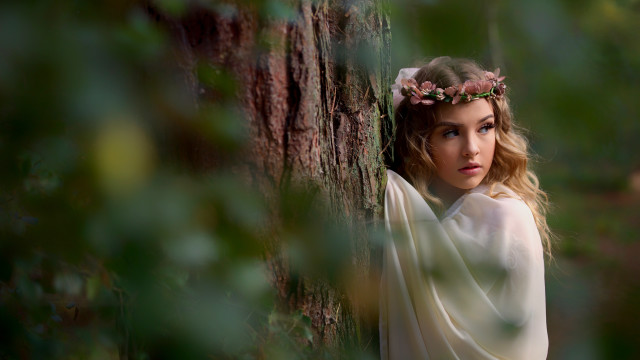 Woman white dress tree flower free wallpaper for desktop - medium preview image