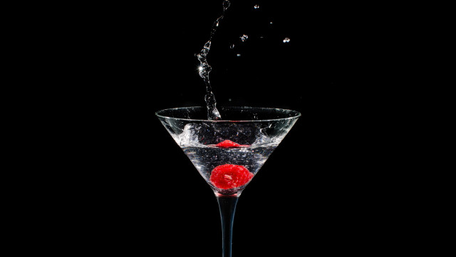 Martini glass red ball splash free wallpaper for desktop - medium preview image