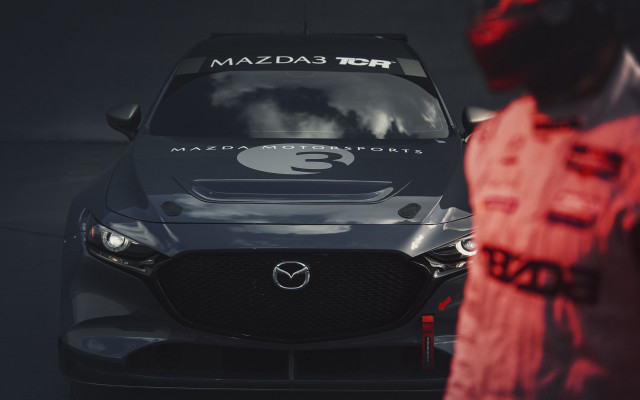 Mazda redlight man redjacket futurism free wallpaper for desktop - medium preview image
