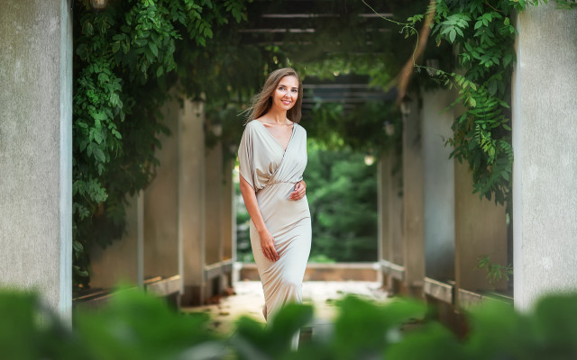 Woman white dress greenery smiling free wallpaper for desktop - medium preview image