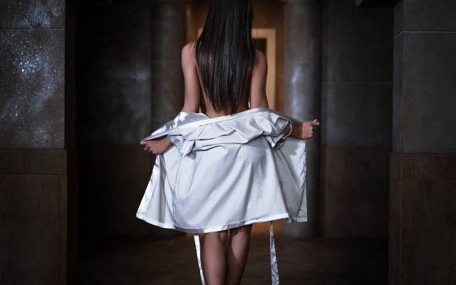 Woman white dress hallway space free wallpaper for desktop - medium preview image