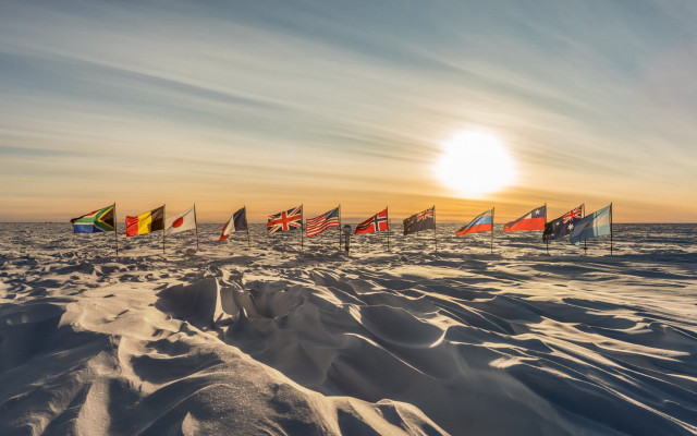 Flags snow ocean sunset beach free wallpaper for desktop - medium preview image