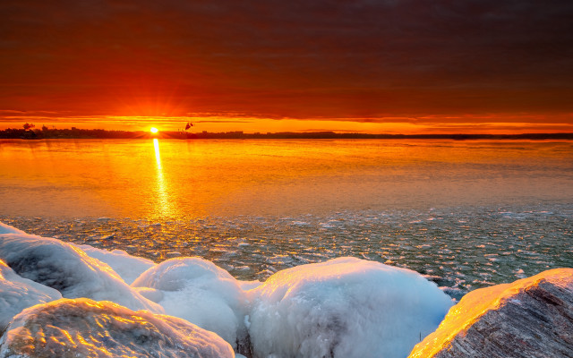 Sunset water ice rocks boat free wallpaper for desktop - medium preview image