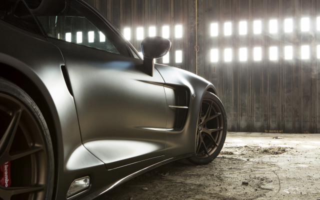 Garage car windows open door free wallpaper for desktop - medium preview image