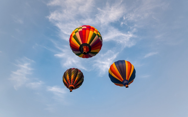 Hot air balloons blue sky #4 free wallpaper for desktop - medium preview image