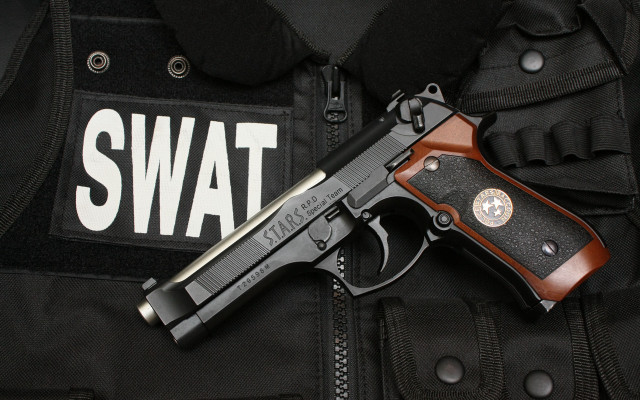 Swat vest gun patch badge free wallpaper for desktop - medium preview image