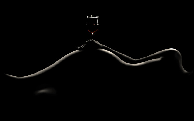 Wine legs stilllife black shadow free wallpaper for desktop - medium preview image