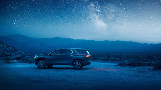 Car night sky mountains stars free wallpaper for desktop - medium preview image