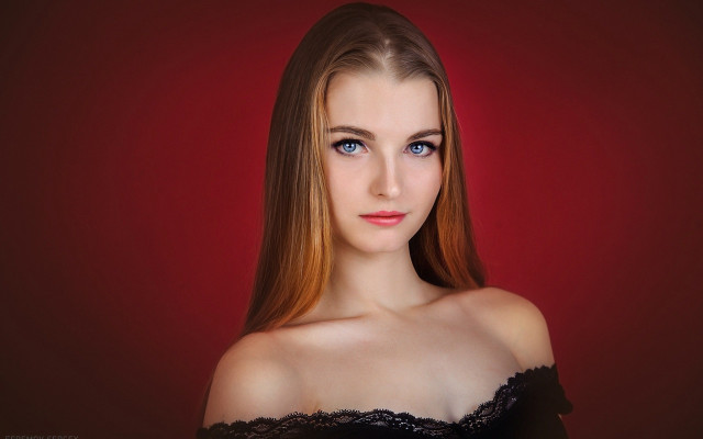 Elina karimova blue eyes red free wallpaper for desktop - medium preview image