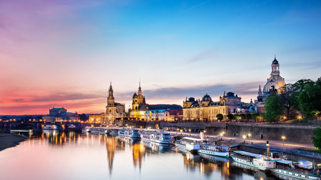 River boats city sunset pink free wallpaper for desktop - medium preview image