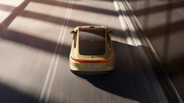 Small car roof down rear free wallpaper for desktop - medium preview image