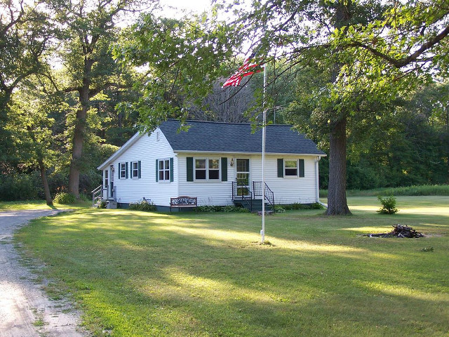 White house flag driveway northwest free wallpaper for desktop - medium preview image